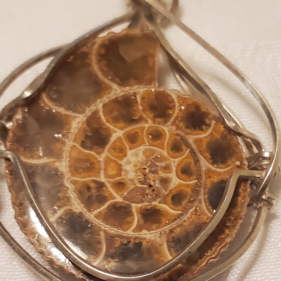 Unique Statement Set - Picture 5 of 6